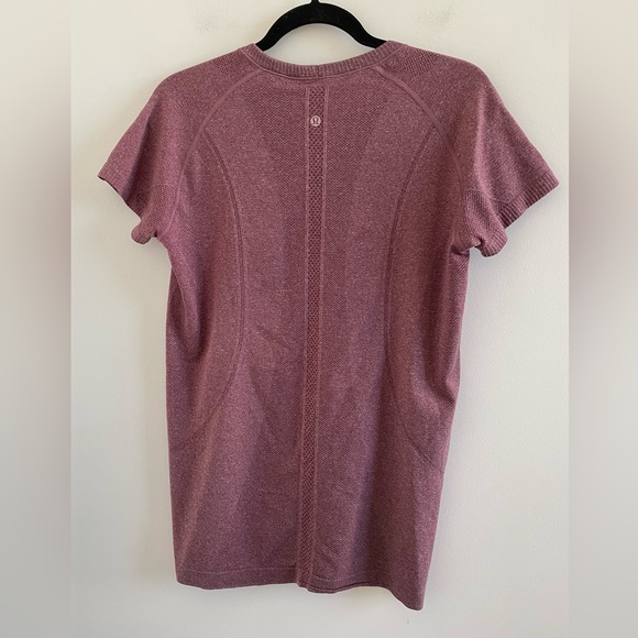 Lululemon Swiftly Tech Short Sleeve Crew In Heathered Bordeaux Drama Size 12 - Picture 6 of 7